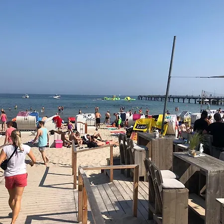 Tiffanys Ferienapartments In Der Privatresidenz Des Plaza Premium Timmendorfer Apartment *