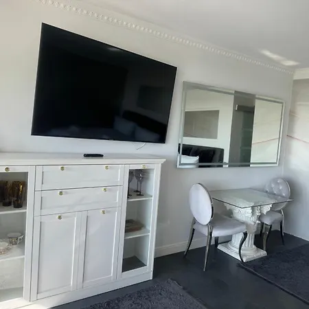 Apartment Tiffanys Ferienapartments In Der Privatresidenz Des Plaza Premium Timmendorfer