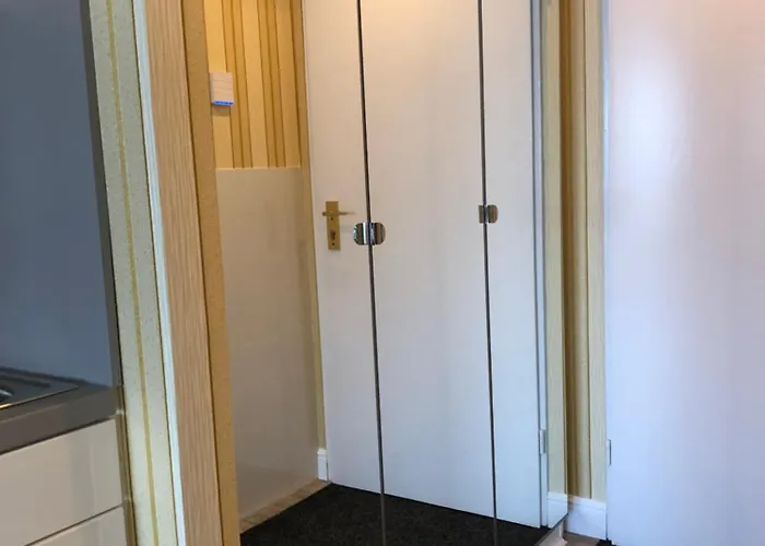 Tiffanys Ferienapartments In Der Privatresidenz Des Plaza Premium Timmendorfer Apartment *