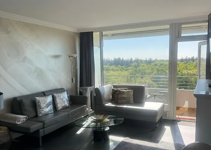 Tiffanys Ferienapartments In Der Privatresidenz Des Plaza Premium Timmendorfer Apartment